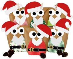 Adventskalender Eule Rot - Vorgestanzt - Mit Nikolaus-Mützen